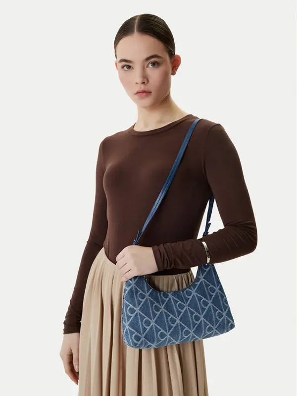 Calvin Klein Calvin Klein Torbica Emblem Aop Denim Shoulder Bag LV04F3431G Plava