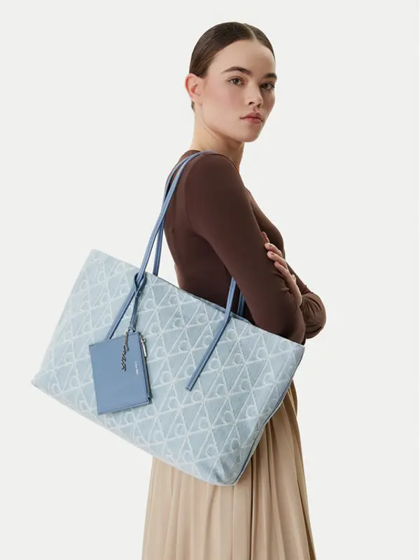 Calvin Klein Calvin Klein Torbica Emblem Aop Denim Tote W/ Pouch LV04F3428G Plava