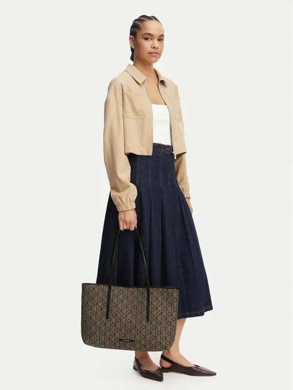 Calvin Klein Calvin Klein Torbica Emblem Trio Pebble Shoulder Bag LV04F3750G Smeđa