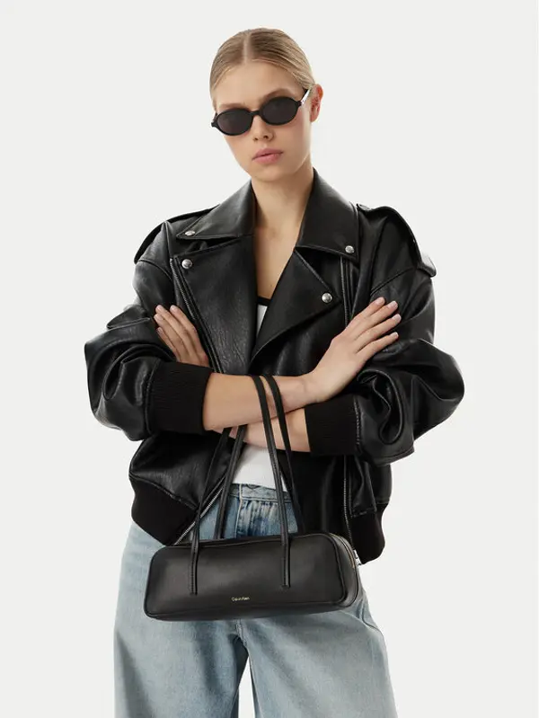 Calvin Klein Calvin Klein Torbica Foil Logo Bauletto LV04F3636G Crna