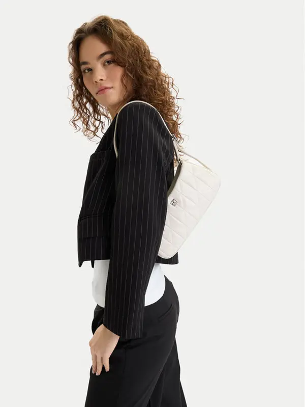 Calvin Klein Calvin Klein Torbica Quilted Sm Shoulder Bag LV04F3327G Bijela