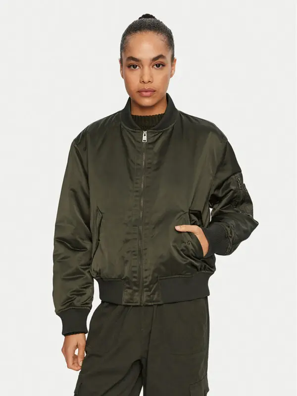 Champion Champion Bomber 117578 Zelena Custom Fit