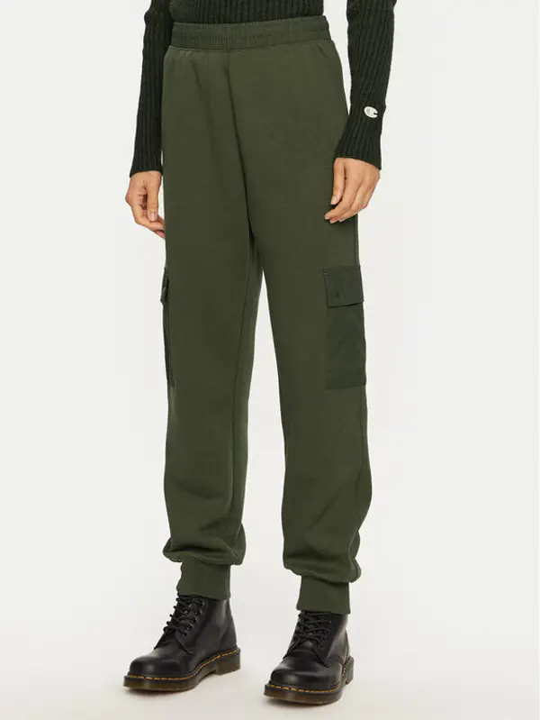 Champion Champion Donji dio trenerke 117499 Kaki Regular Fit