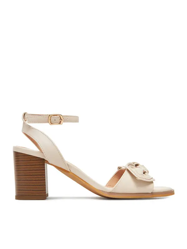 Clara Barson Clara Barson Sandale WS24053-01 Écru