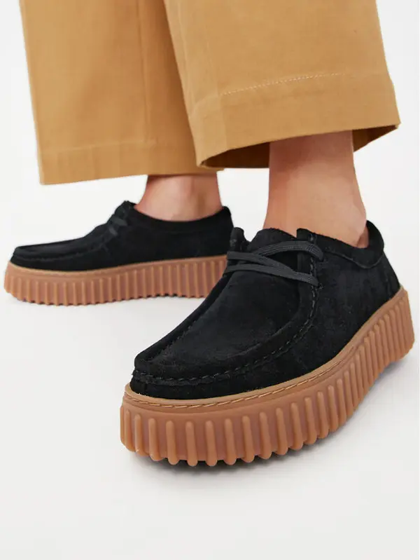 Clarks Clarks Cipele Torhill Bee 26172044 Crna