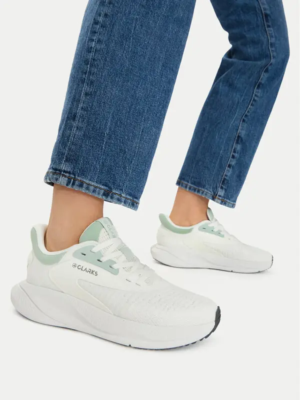 Clarks Clarks Tenisice Pace Move. 26186459 Bijela