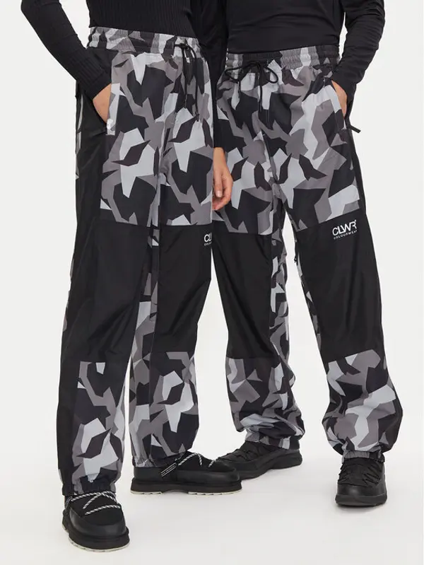 Colourwear Colourwear Snowboard hlače Knox Pants 7010312 Crna Regular Fit