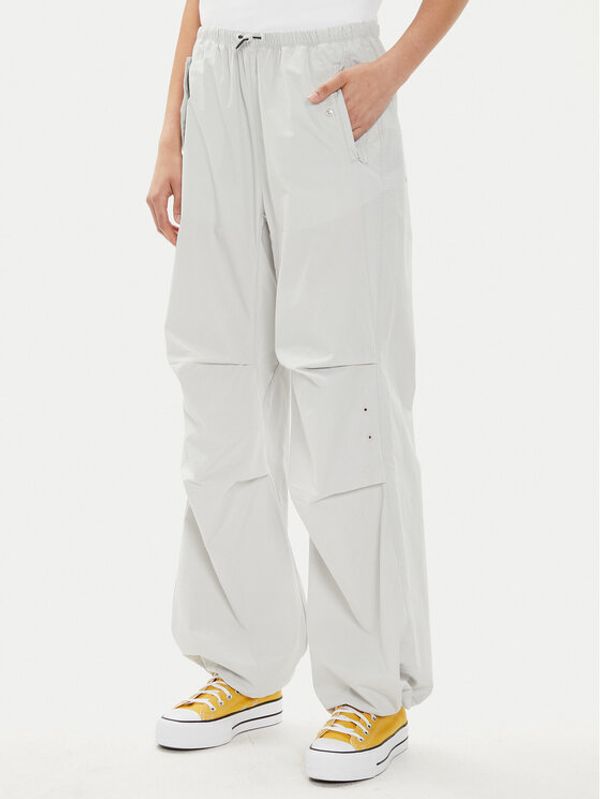 Converse Converse Hlače W Parachute Pant 10026399-A02 Bijela Loose Fit