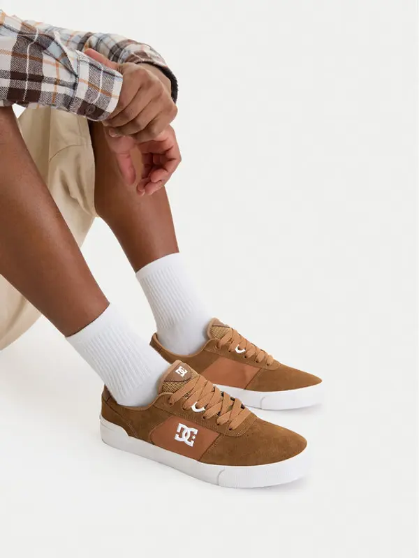 DC Shoes DC Shoes Tenisice CEO-AW257502 Smeđa