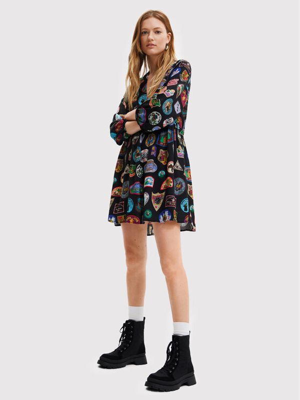 Desigual Desigual Haljina za svaki dan Stamp 22WWVW71 Crna Regular Fit