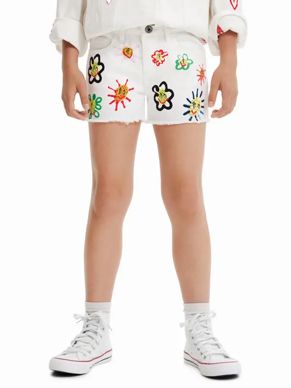 Desigual Desigual Kratke traperice 23SGDD07 Bijela Regular Fit