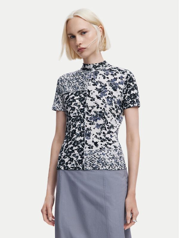 Desigual Desigual Majica Patchy 24WWTK99 Crna Slim Fit