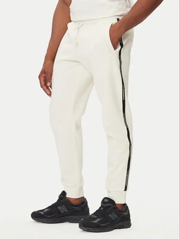 EA7 Emporio Armani EA7 Emporio Armani Donji dio trenerke 7M000974 AF10377 U1105 Bež Regular Fit