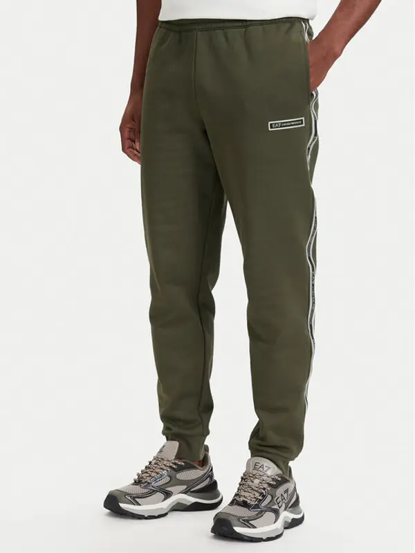 EA7 Emporio Armani EA7 Emporio Armani Donji dio trenerke 7M002198 AF10377 U7014 Tamno zelena Slim Fit