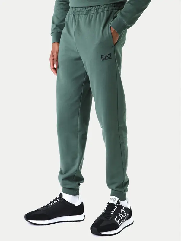 EA7 Emporio Armani EA7 Emporio Armani Donji dio trenerke 8NPP66 PJVRZ U7260 Zelena Regular Fit
