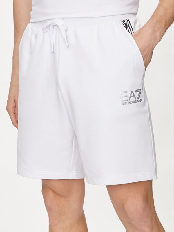 EA7 Emporio Armani EA7 Emporio Armani Sportske kratke hlače 3DPS66 PJLIZ 1100 Bijela Regular Fit