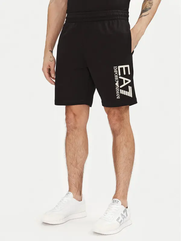 EA7 Emporio Armani EA7 Emporio Armani Sportske kratke hlače 7M000232 AF13512 MC156 Crna Regular Fit