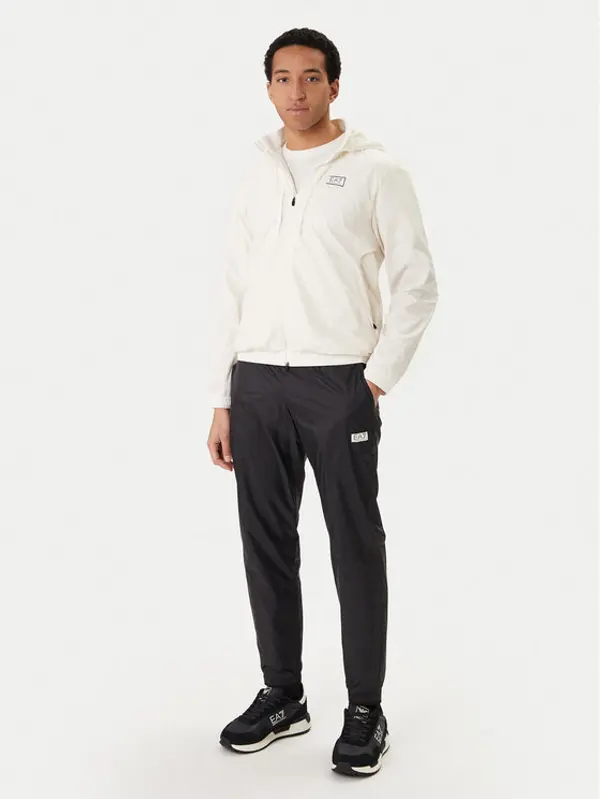 EA7 Emporio Armani EA7 Emporio Armani Trenerka 7M001383 AF21521 M0233 Crna Regular Fit