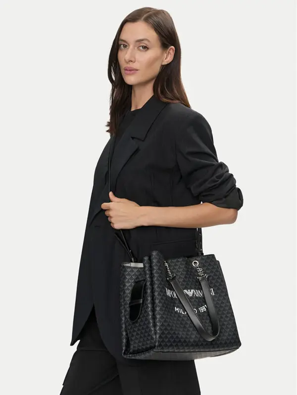 Emporio Armani Emporio Armani Torbica Y3D158 YWS0E 86284 Crna