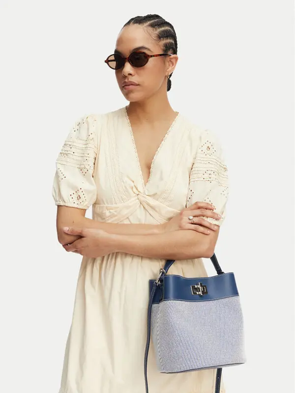 Furla Furla Torbica Amelia M Bucket WB01953 BX4421 CN 4296S Tamnoplava