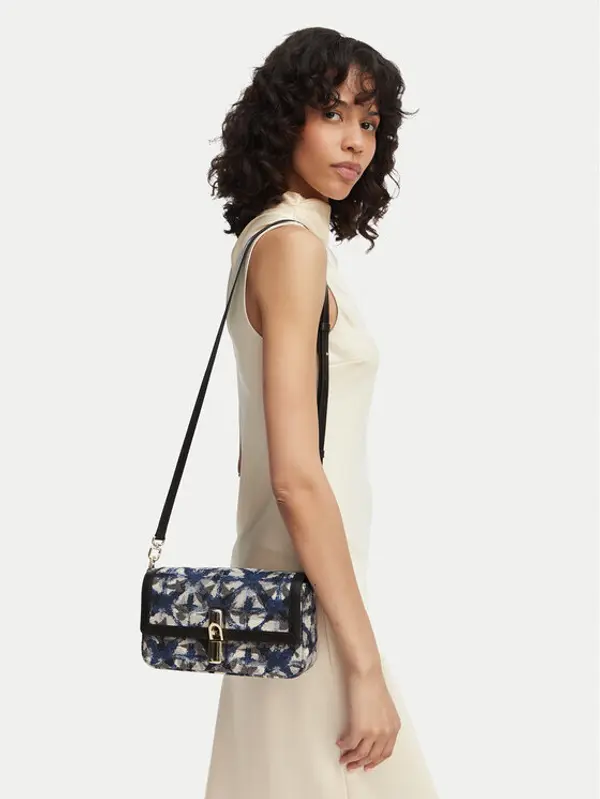 Furla Furla Torbica Iride S WB01826 BX4430 CN TON00 Crna