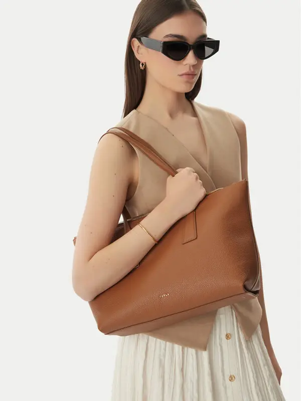 Furla Furla Torbica Olivia M Tote WB01977 HSF000 CN 4557S Smeđa