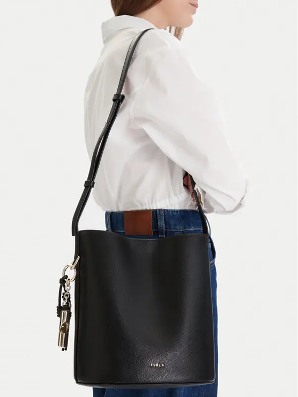 Furla Furla Torbica Roxie S WB01875 ARE000 CN O6000 Crna
