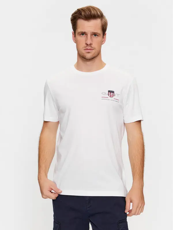 Gant Gant T-shirt Reg Archive Shield Emb Ss 2067004 Bijela Regular Fit