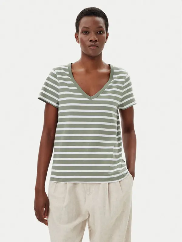 Gap Gap T-shirt 721625-01 Zelena Regular Fit