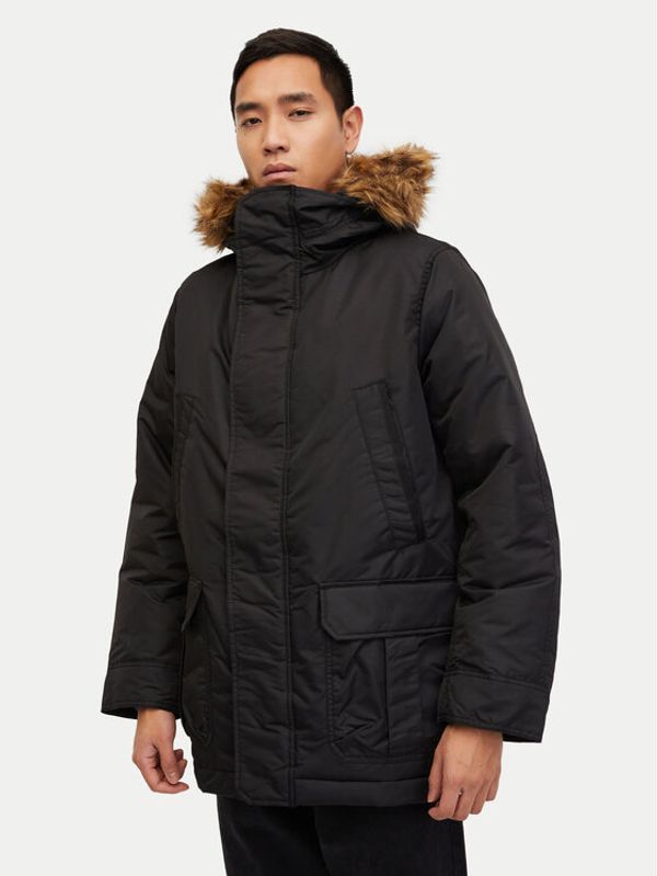 Gap Gap Zimska jakna 726377-01 Crna Regular Fit