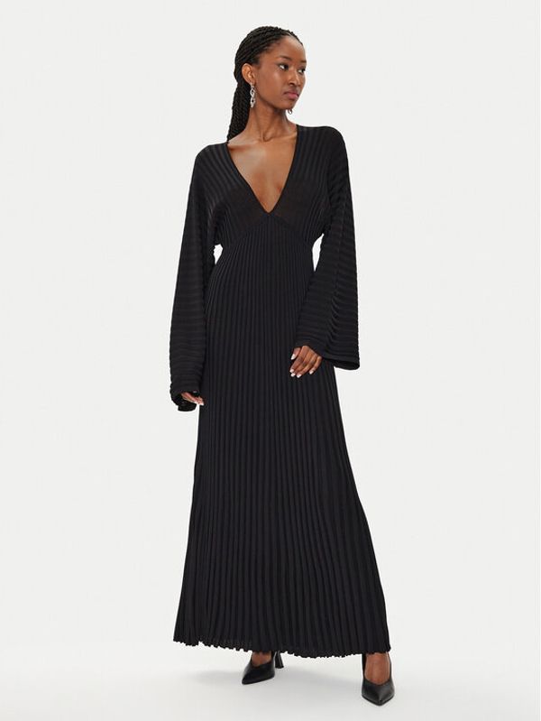 Gestuz Gestuz Džemper haljina 10908421 Crna Relaxed Fit