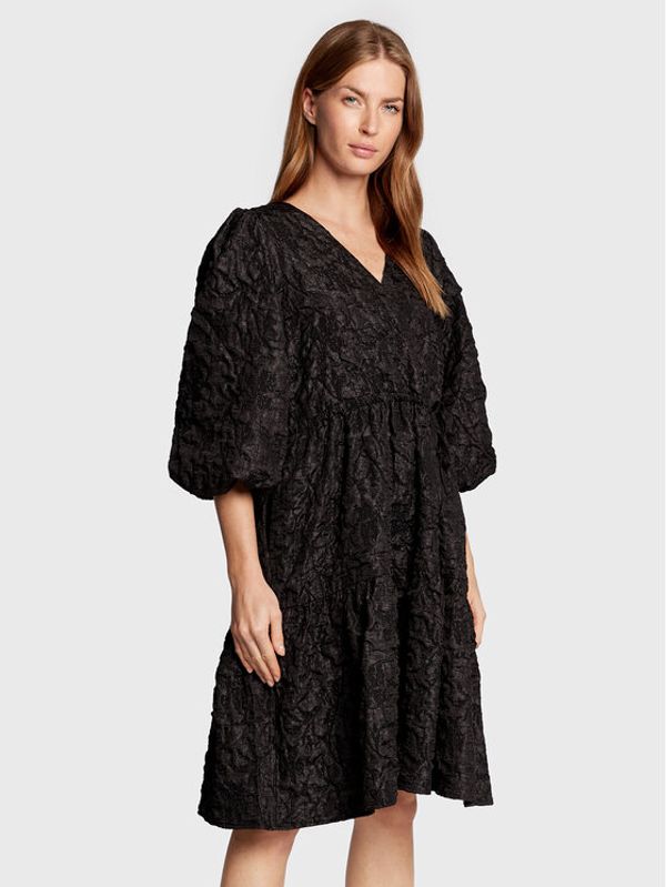 Gestuz Gestuz Haljina za svaki dan Velinagz 10906473 Crna Regular Fit