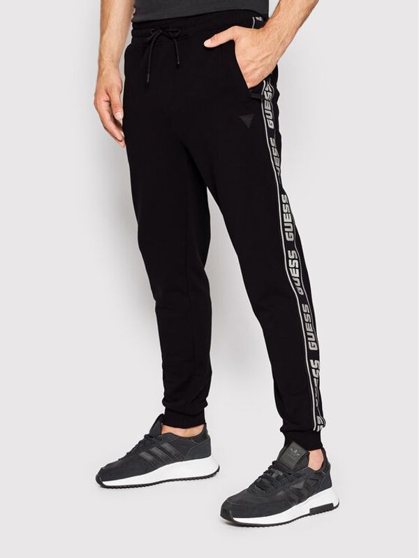 Guess Guess Donji dio trenerke Z2YB19 K6ZS1 Crna Regular Fit