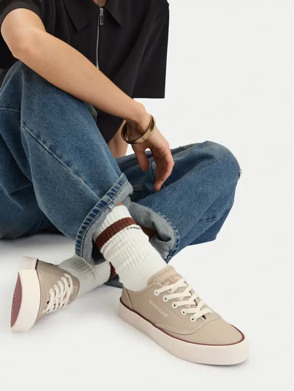 Guess Jeans Guess Jeans Tenisice CWBEO-WE-2025 Bež