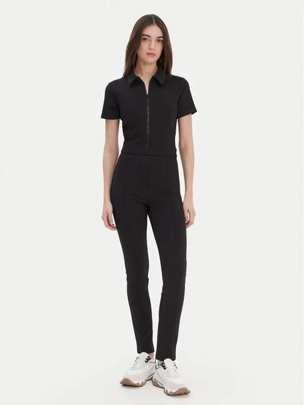 Guess Guess Kombinezon V6RD03 KD822 Crna Slim Fit