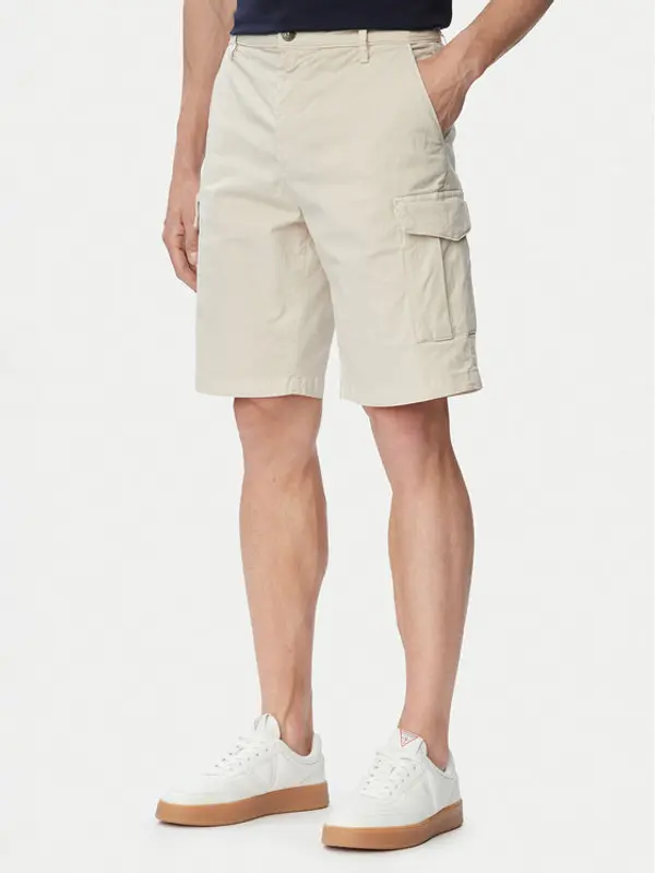 Guess Guess Kratke hlače M6GDVA W1703 Krem Regular Fit