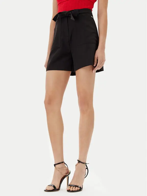 Guess Guess Kratke hlače W5GD0I WH9Y2 Crna Loose Fit