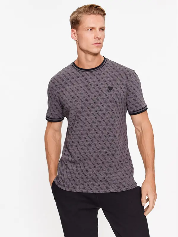 Guess Guess T-shirt Marshall Z2YI05 J1314 Crna Regular Fit