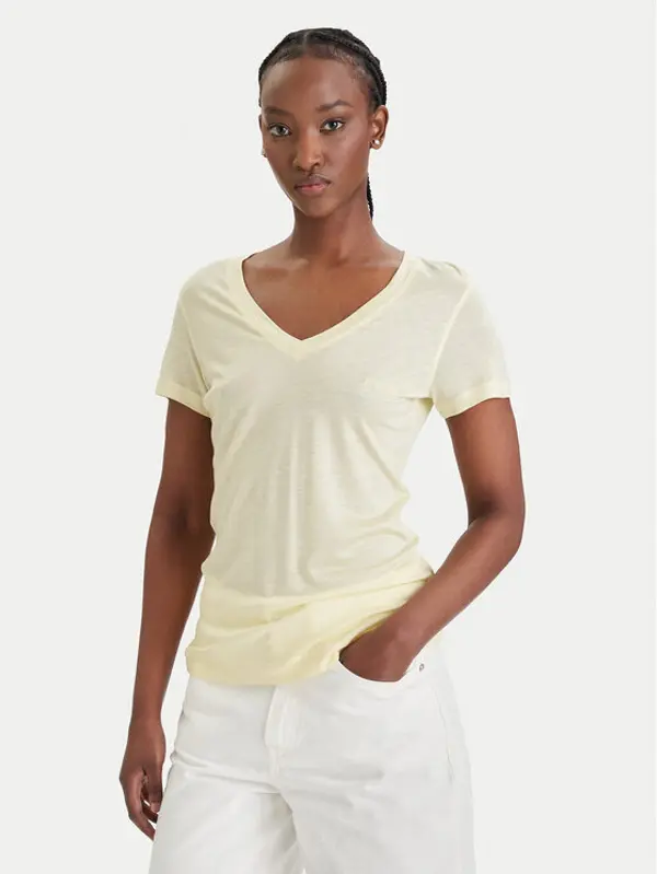 Guess Guess T-shirt W5GP31 KCSX2 Žuta Classic Fit