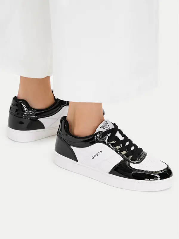 Guess Guess Tenisice FLPNAM ELE12 Bijela