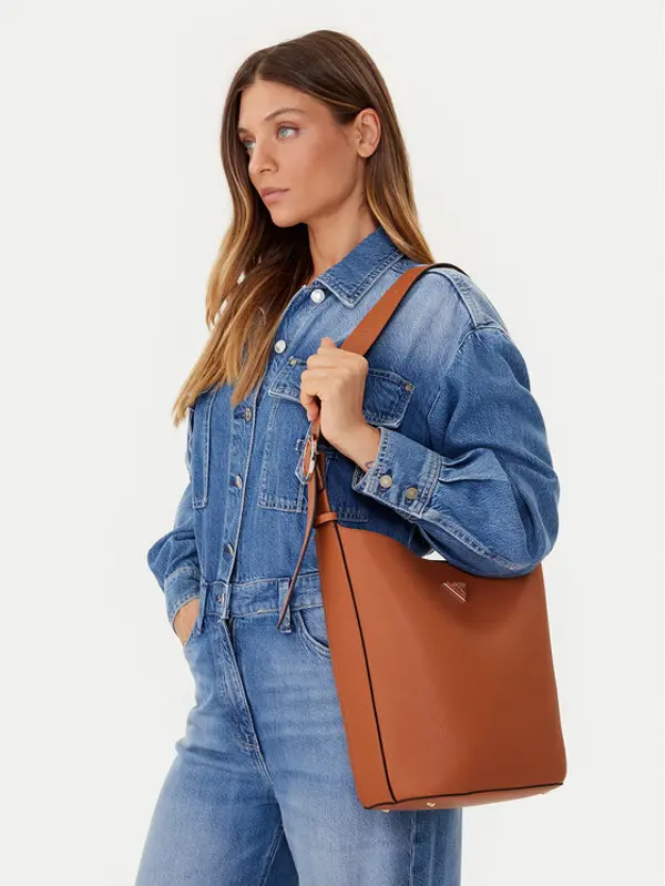 Guess Guess Torbica HWBG69 74040 Smeđa