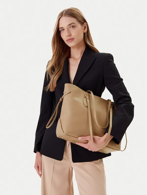 Guess Guess Torbica HWFLNC L5165 Smeđa