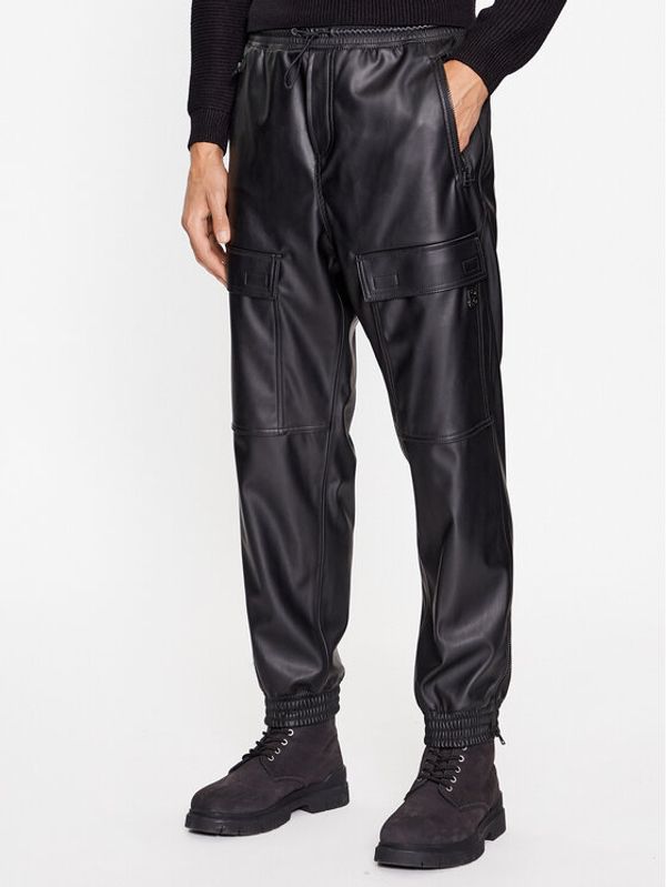 Hugo Hugo Hlače od imitacije kože Ganno 234 50501246 Crna Regular Fit