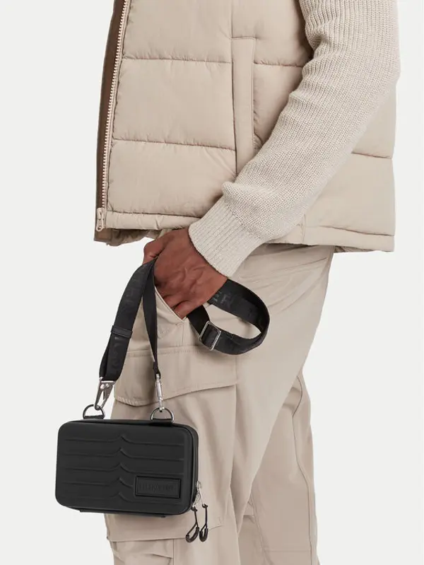 Hunter Hunter Crossover torbica CEO-HTR-XC-009-08 Crna