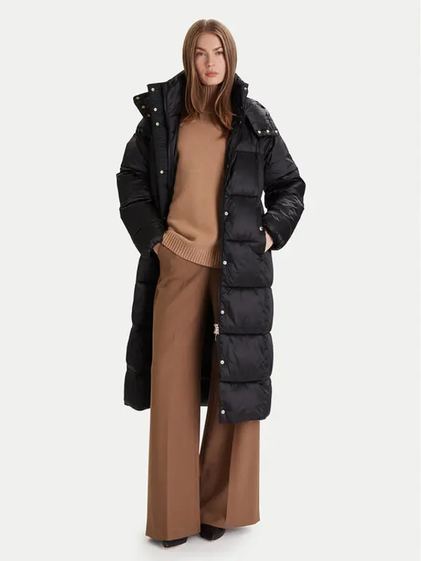 Joop! JOOP! Zimska jakna Clarissa 30048863 Crna Regular Fit