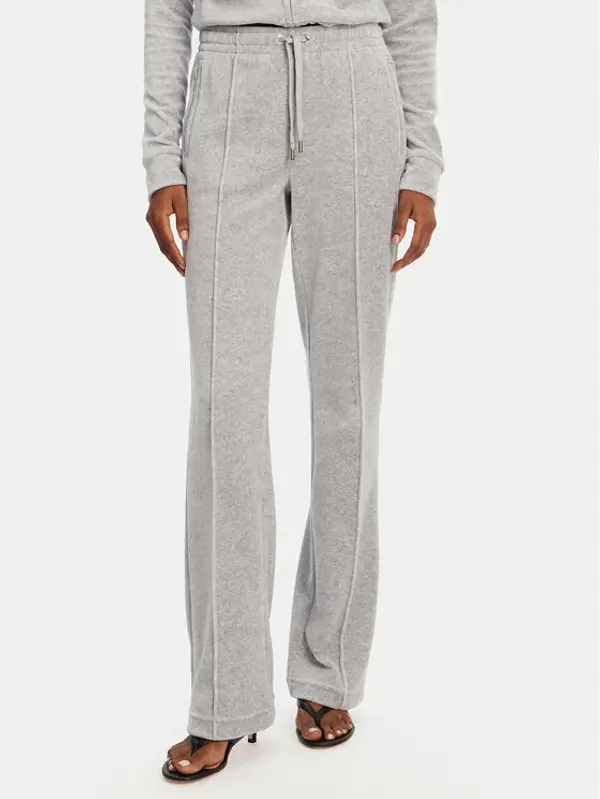 Juicy Couture Juicy Couture Donji dio trenerke Tina JCAPW045 Siva Regular Fit
