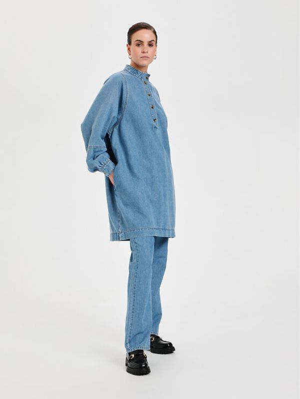 Karen by Simonsen Karen by Simonsen Jeans haljina Elta 10104049 Plava Relaxed Fit