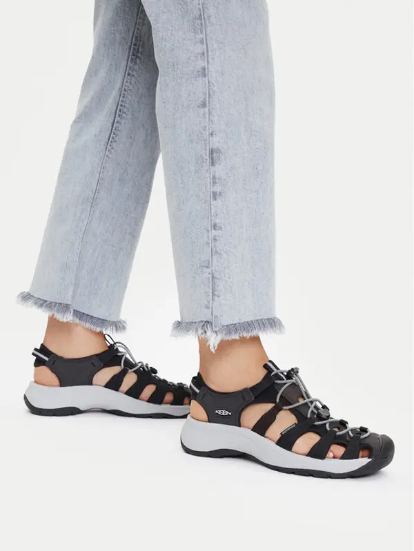 Keen Keen Sandale Astoria West 1023594 Crna