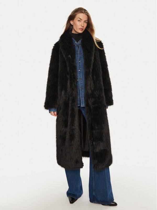 Kontatto Kontatto Krzno MA2011C Crna Regular Fit