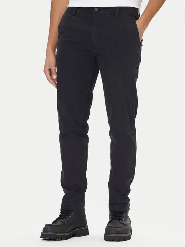 Levi's® Levi's® Chino Standard II 17196-0005 Crna Tapered Fit